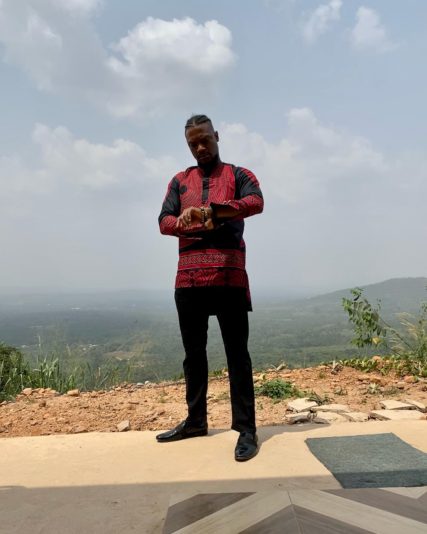 6571B408-20BC-42F1-9511-9D0991ED5927