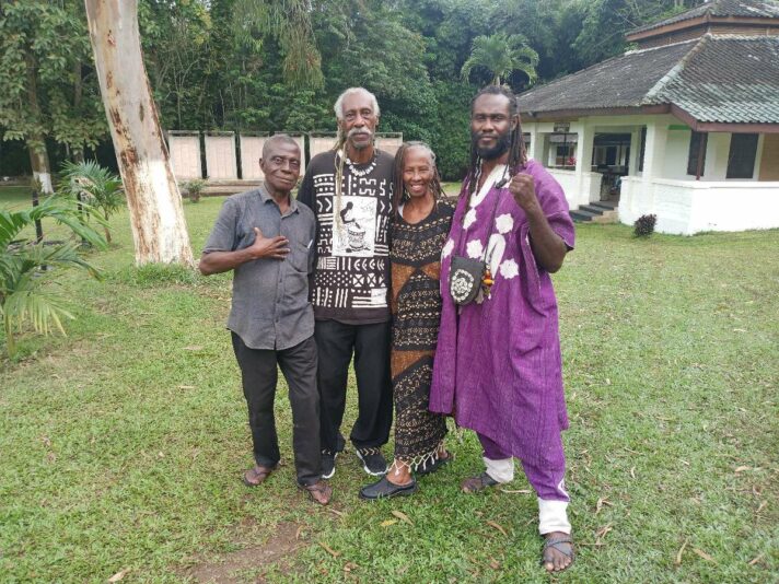 1b0cc06a-89a9-420c-9d53-bdf02e119664