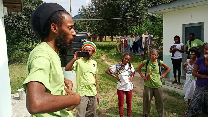 7e43b380-7d9d-4586-adc9-30a030e2461f