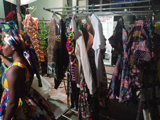 eaecfc16-721f-45be-a8ef-bf92e9a1cfb5