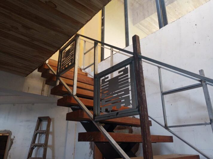 f6646bf7-b1e6-40f0-ab6c-a68ce6733283