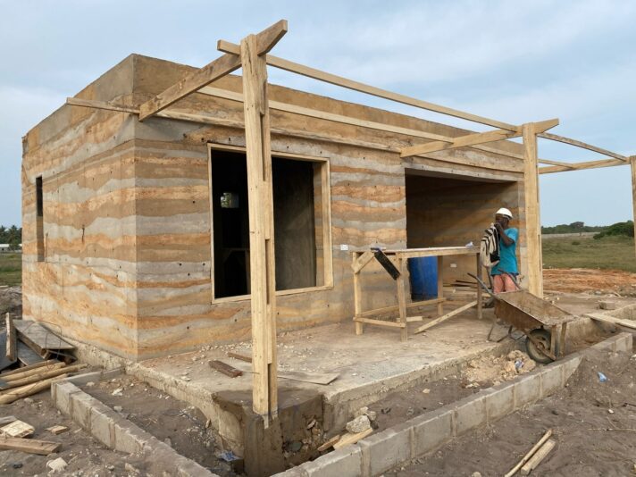 D672CDD1-8456-44C5-A31D-26A4CF20D789