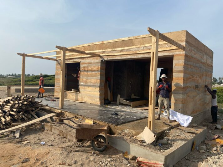 9F350072-87EB-4BF0-8838-61201FEF5953