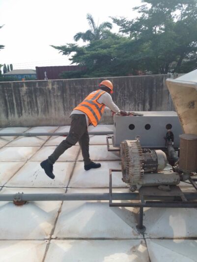 c867ca68-1cf0-4806-bc6b-1db73761e4a4