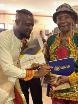 FABFA25C-2C7D-4697-AC47-47AC3B3CF702