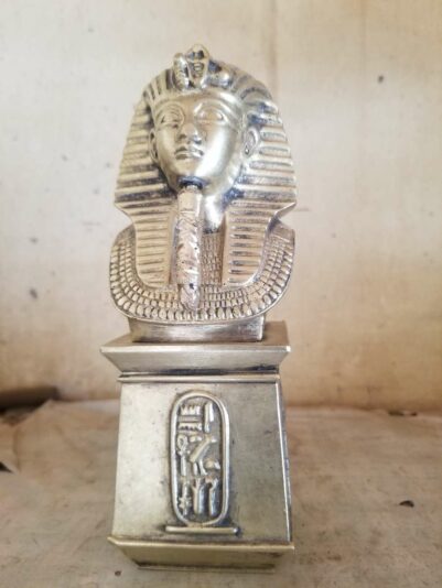 7e092718-b78a-4f5b-9fc9-7bd4c0bfbd91