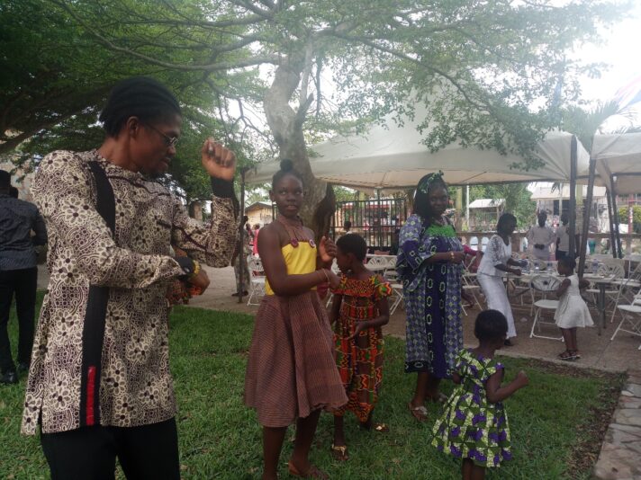 8e0ee65e-c968-4b43-abf0-14fc73b1f1ce