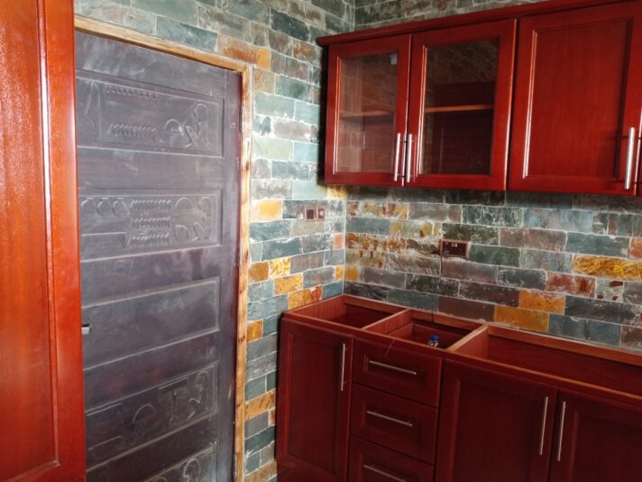 0058dbee-6296-43ad-856b-d3a55c8433e8