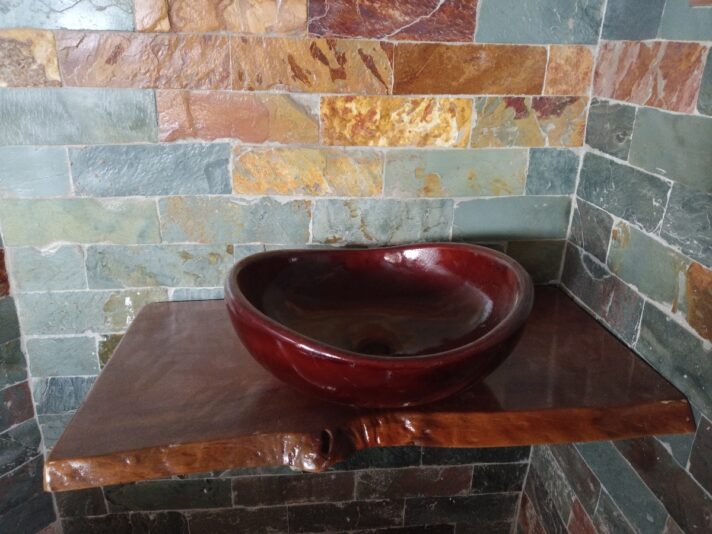 d18b205a-af9b-422c-995d-33ab53d30795