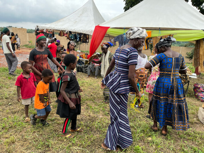 DF76CB4D-662F-407F-89C7-8C3CD339BC77