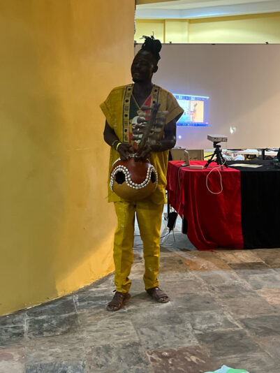 C53380A5-54D0-409E-BBA2-D39136CFBEDA