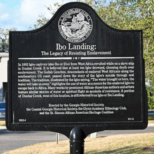 Ibo_or_Igbo_Landing_historical_marker_St._Simons_GA_US-2045x2048