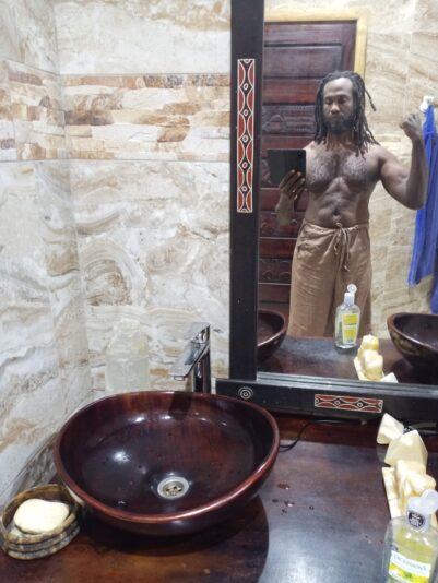 8ee208bc-8e5c-4660-be67-e7f4a635d663