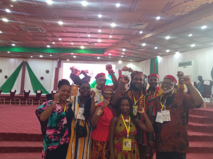 f7ab23e6-a382-4909-8df6-8ff0952c4ded