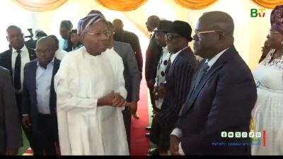 Bénin ： l'Assemblée nationale rend hommage à Adrien Houngbédj-XkZveZ8eHQ8